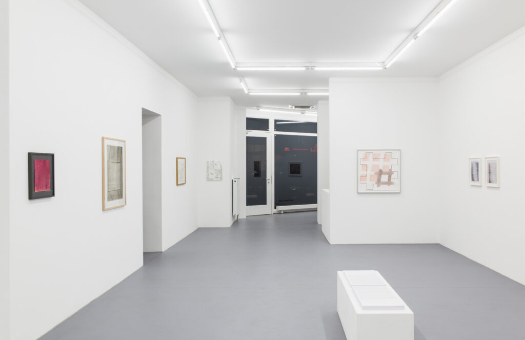 And I draw a line | Ausstellungsansicht / Exhibition view 2023 / 2024 | Courtesy the artists & estates of the artists & Galerie kajetan | Photo: Marcus Schneider