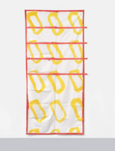 Claude Viallat | 293 / 2024 | 2024 | Acryl auf Gewebe / Acrylic on fabric | 200 x 89 cm / 78,7 x 35 in | Ausstellungsansicht / Exhibition View 2026 | Courtesy Claude Viallat & Galerie kajetan | Photo: Gunter Lepkowski