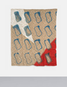 Claude Viallat | 374 / 2024 | 2024 | Acryl auf Gewebe / Acrylic on fabric | 190 x 149 cm / 74,8 x 58,7 in | Ausstellungsansicht / Exhibition View 2026 | Courtesy Claude Viallat & Galerie kajetan | Photo: Gunter Lepkowski