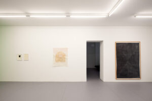 Haleh Redjaian | Transit | Ausstellungsansicht / Exhibition view Galerie kajetan Berlin | Photo: Hans Grunert
