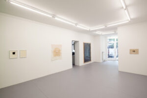 Haleh Redjaian | Transit | Ausstellungsansicht / Exhibition view Galerie kajetan Berlin | Photo: Hans Grunert