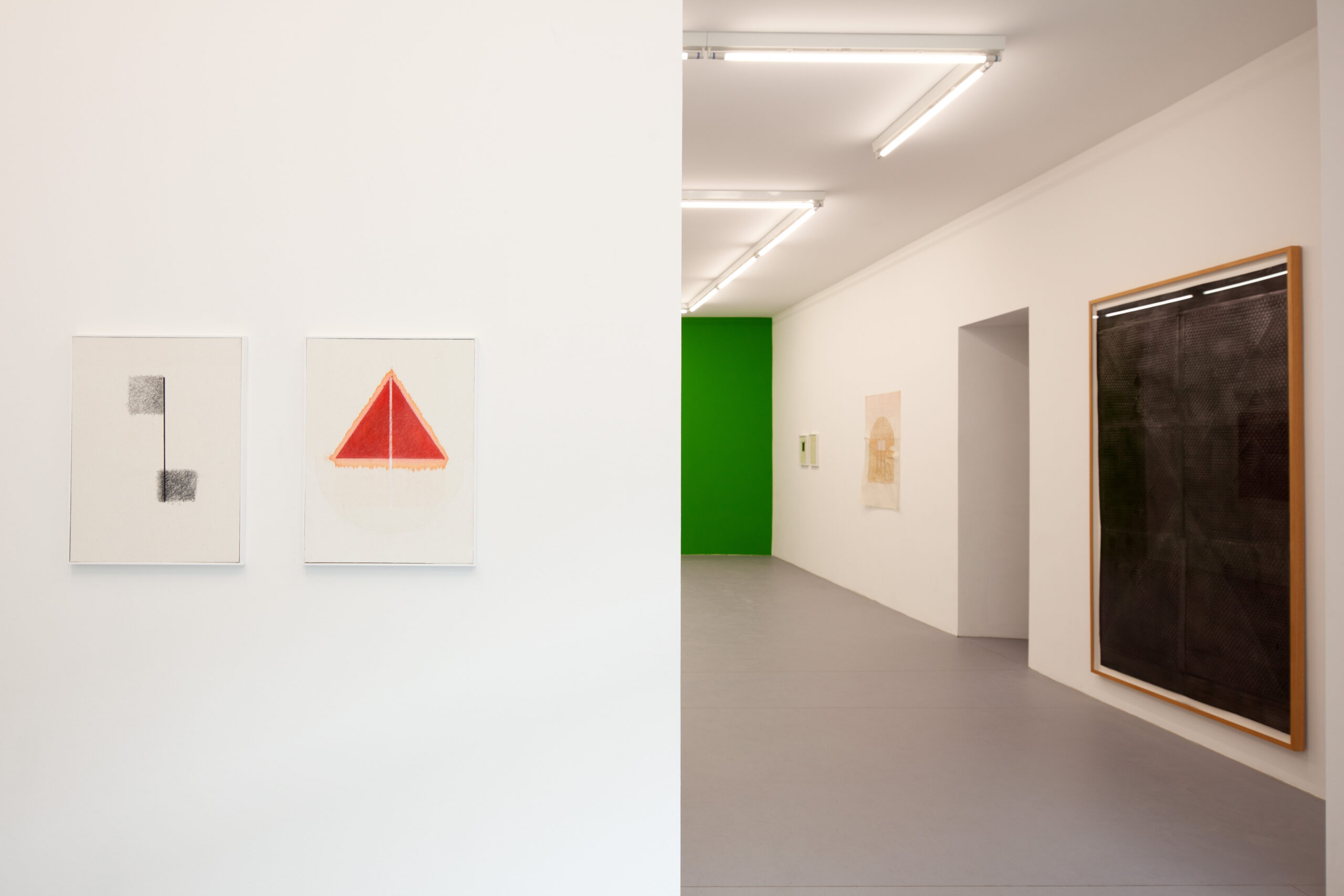 Haleh Redjaian | Transit | Ausstellungsansicht / Exhibition view Galerie kajetan Berlin | Photo: Hans Grunert